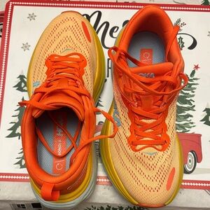 Hoka Bondi 8 Running Shoes